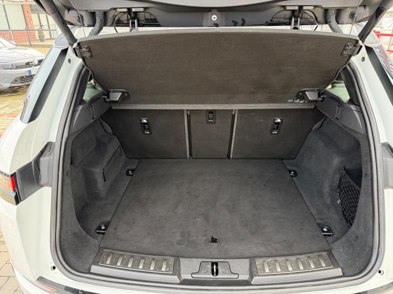 Land Rover Evoque 2.0D I 150CV AWD Aut R-Dynamic HSE