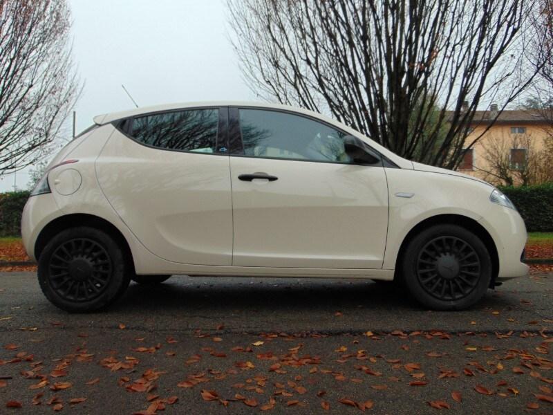 LANCIA Ypsilon 3ª serie Ypsilon 1.2 69 CV 5 po...