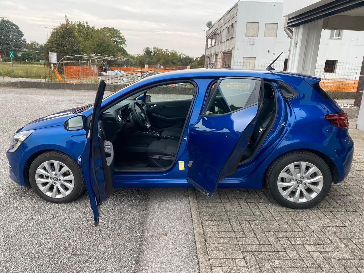 Renault Clio Full Hybrid E-Tech 140 CV 5 porte Zen