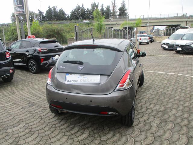 LANCIA Ypsilon 1.2 69 CV 5 porte GPL Ecochic Gold
