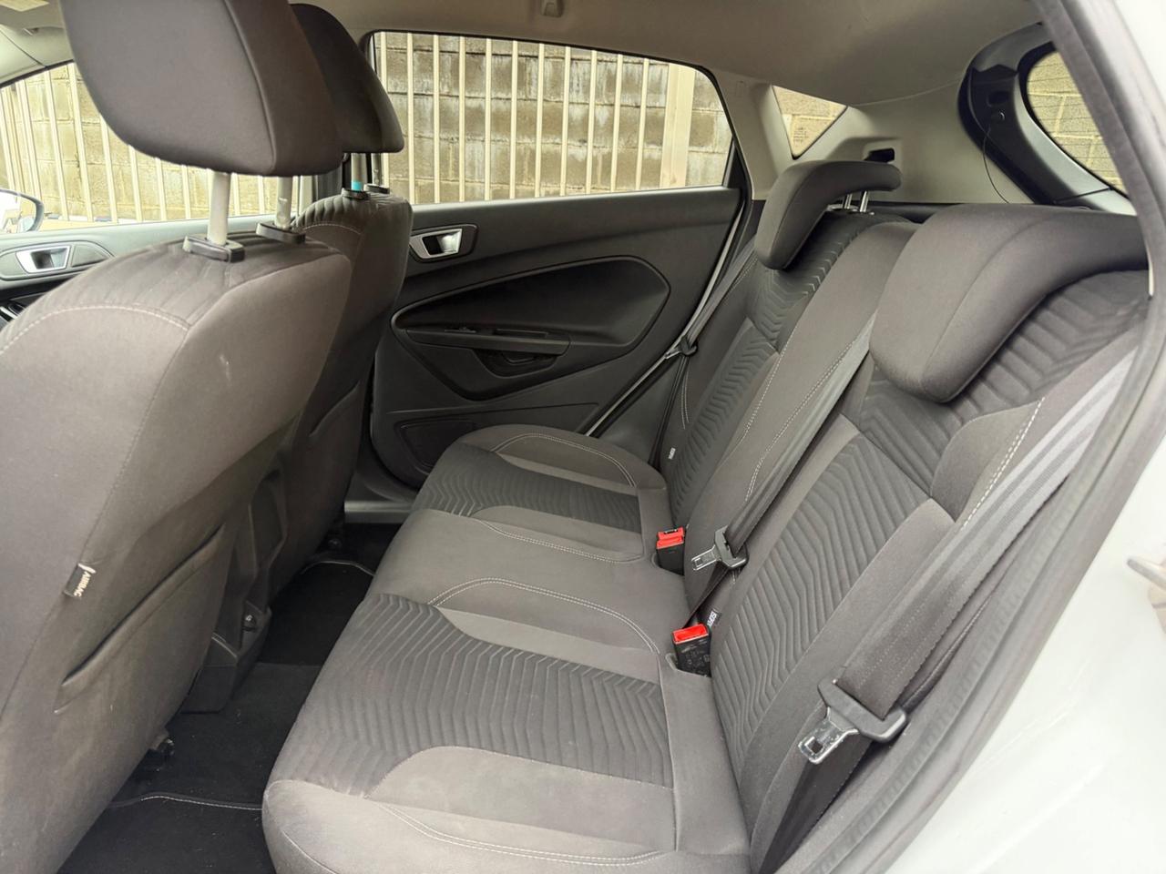 Ford Fiesta 1.2 60CV 5 porte Titanium