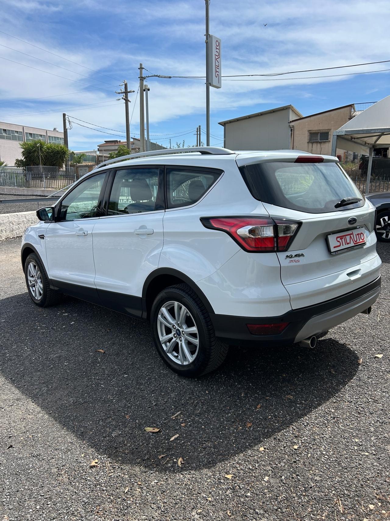 Ford Kuga 2.0 TDCI 120 CV S&S 2WD Business