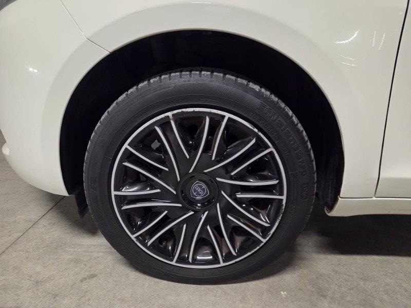 Lancia Ypsilon 3ª serie 1.2 69 CV 5 porte GPL Ecochic Gold