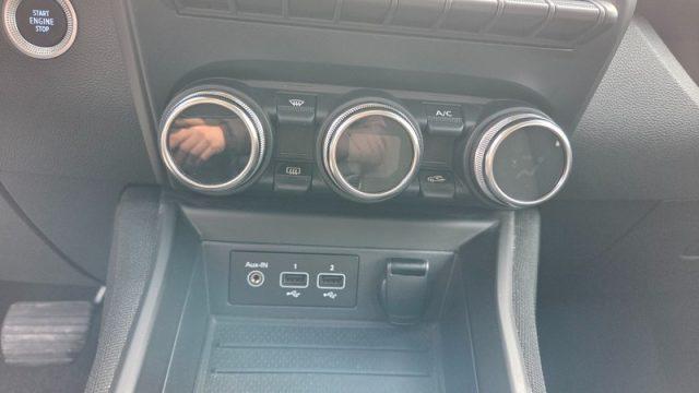 RENAULT ZOE Life R110 PERMUTE OK NEOPATENTATI