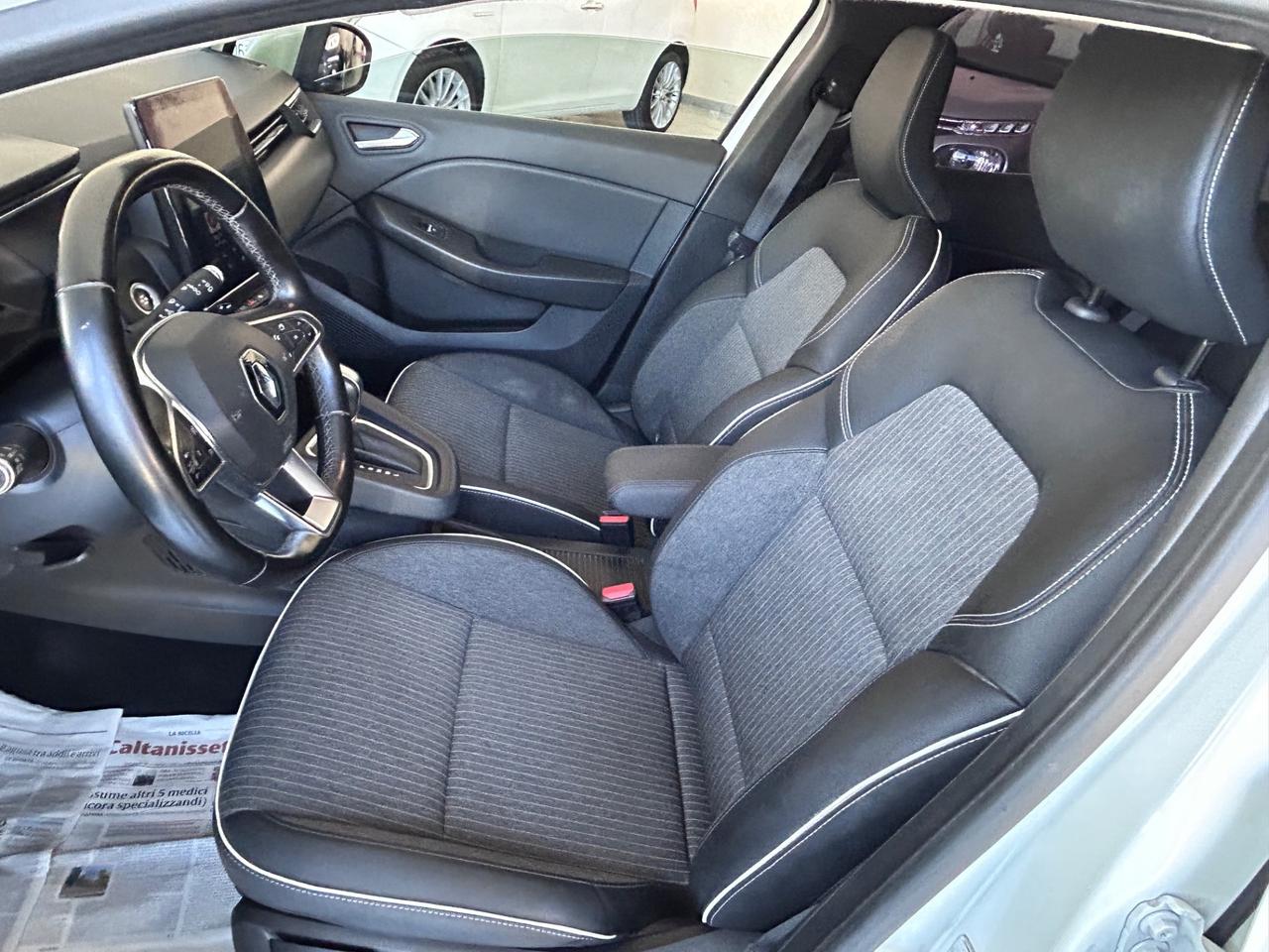 Renault Clio TCe 130 CV EDC FAP 5 porte Intens