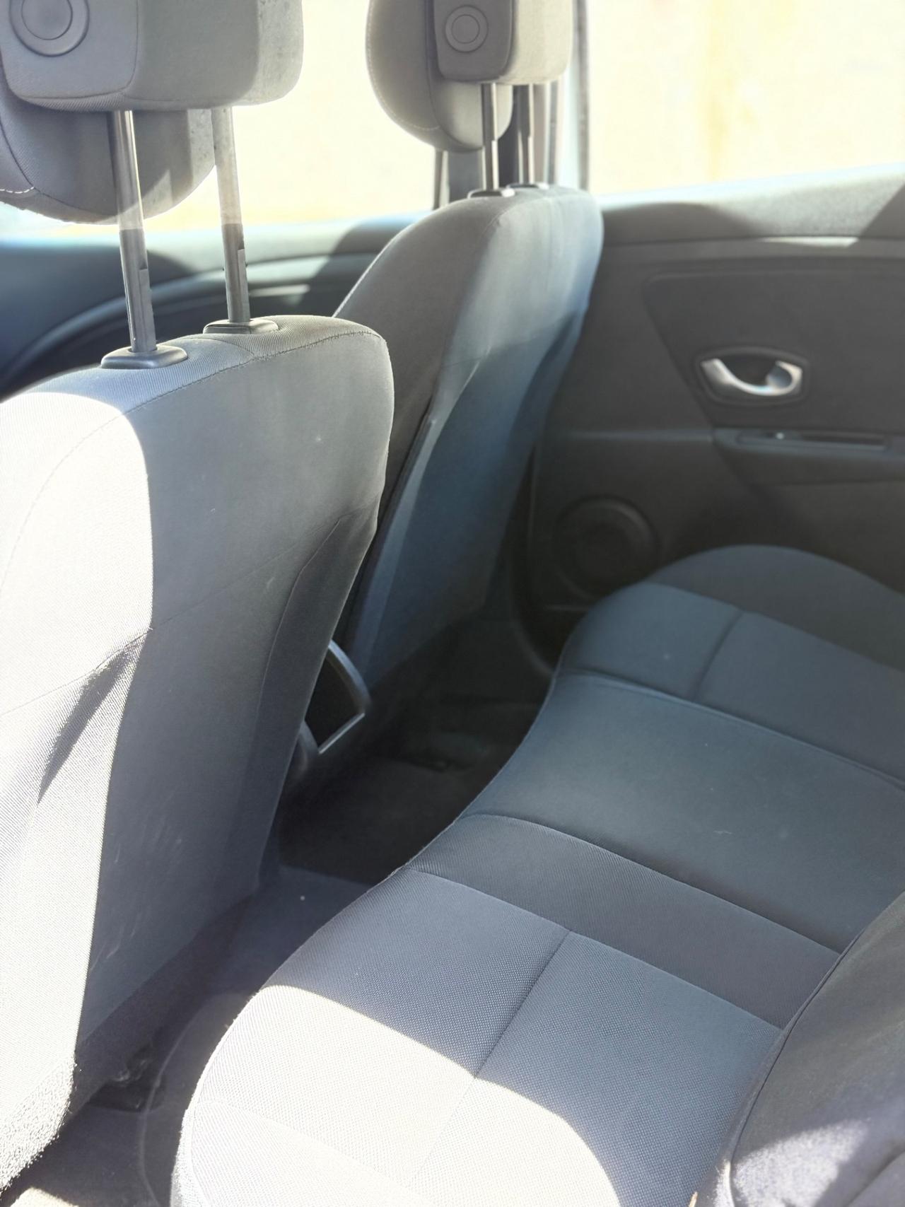 Renault Megane Mégane 1.5 dCi 90CV OK NEOPATENTATI