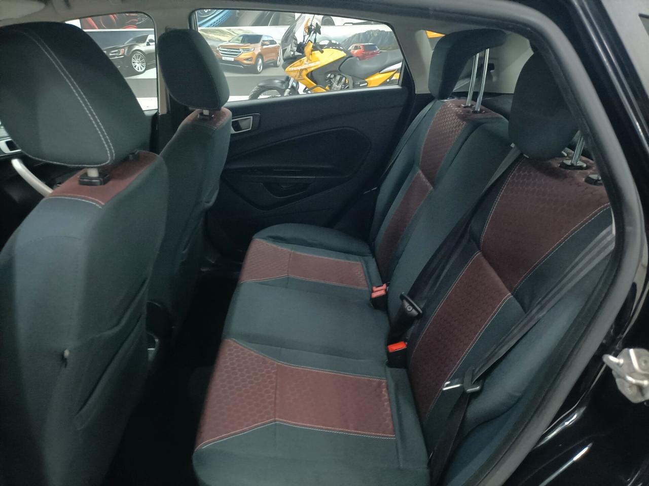 Ford Fiesta 1.4 TDCi 70CV 5 porte Titanium 11/2011