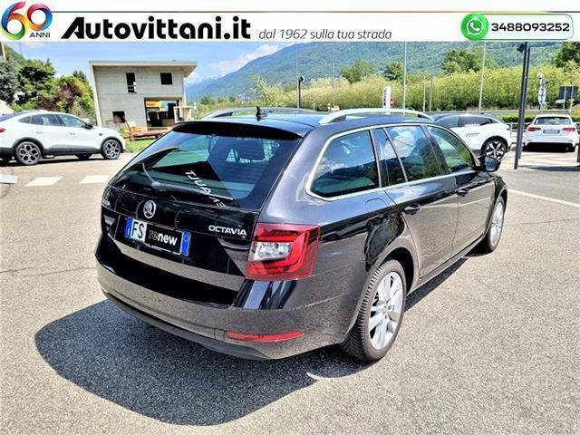 SKODA Octavia Wagon 2.0 TDI 150cv Executive DSG