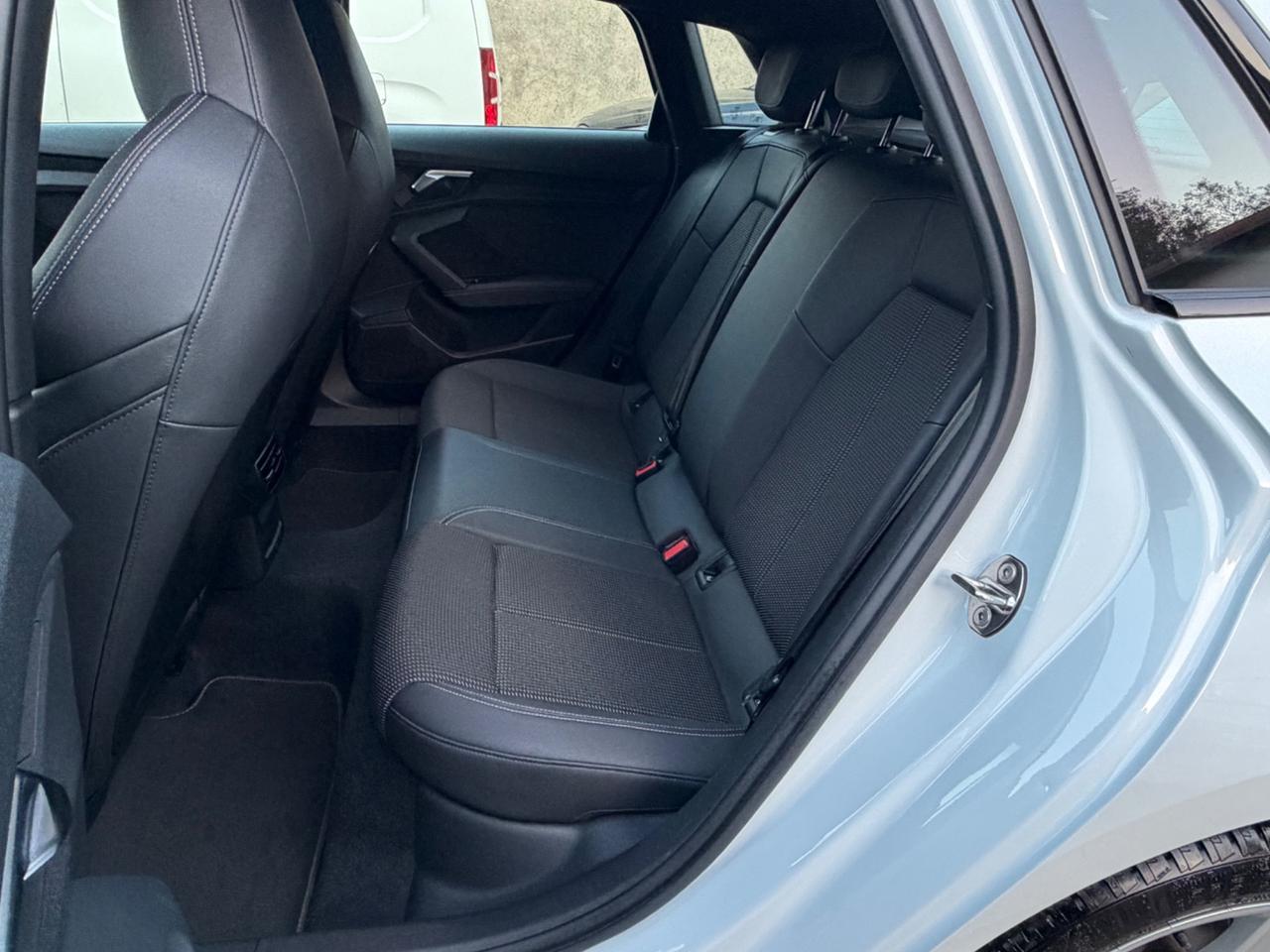 Audi A3 SPB 30 2.0TDI 116cv S tronic S line Tetto 2023