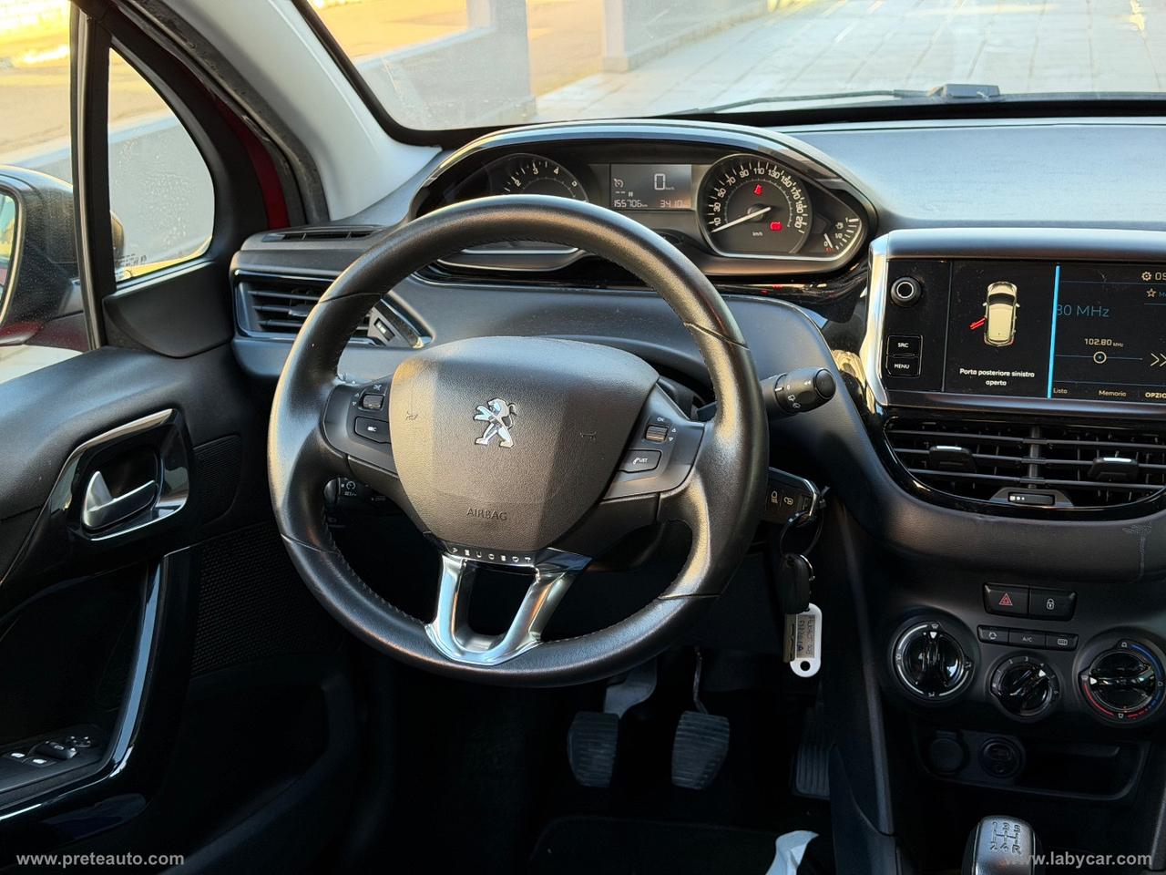 PEUGEOT 208 PureTech 82 5p. Allure