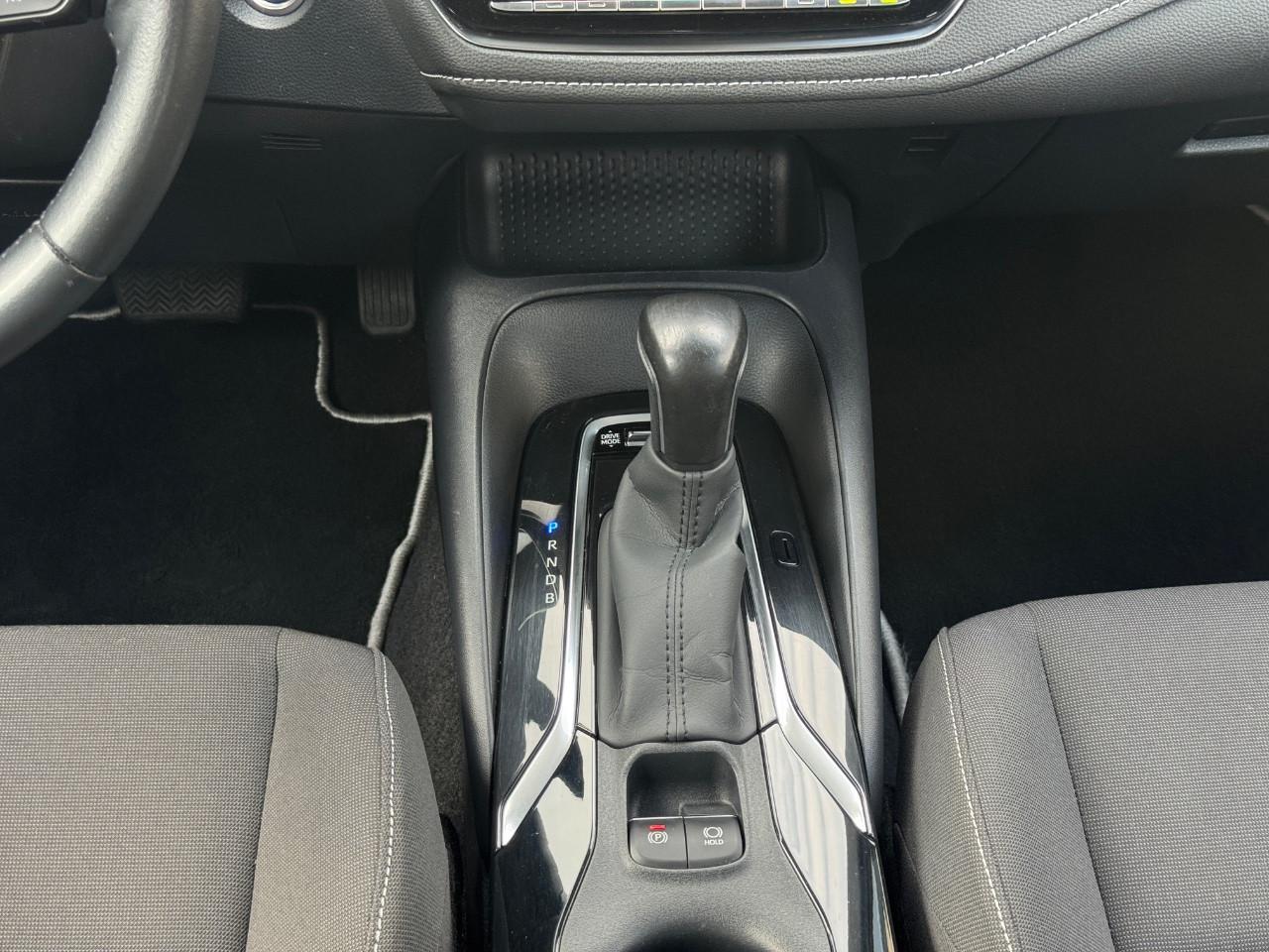 Toyota Corolla 1.8h Active cvt