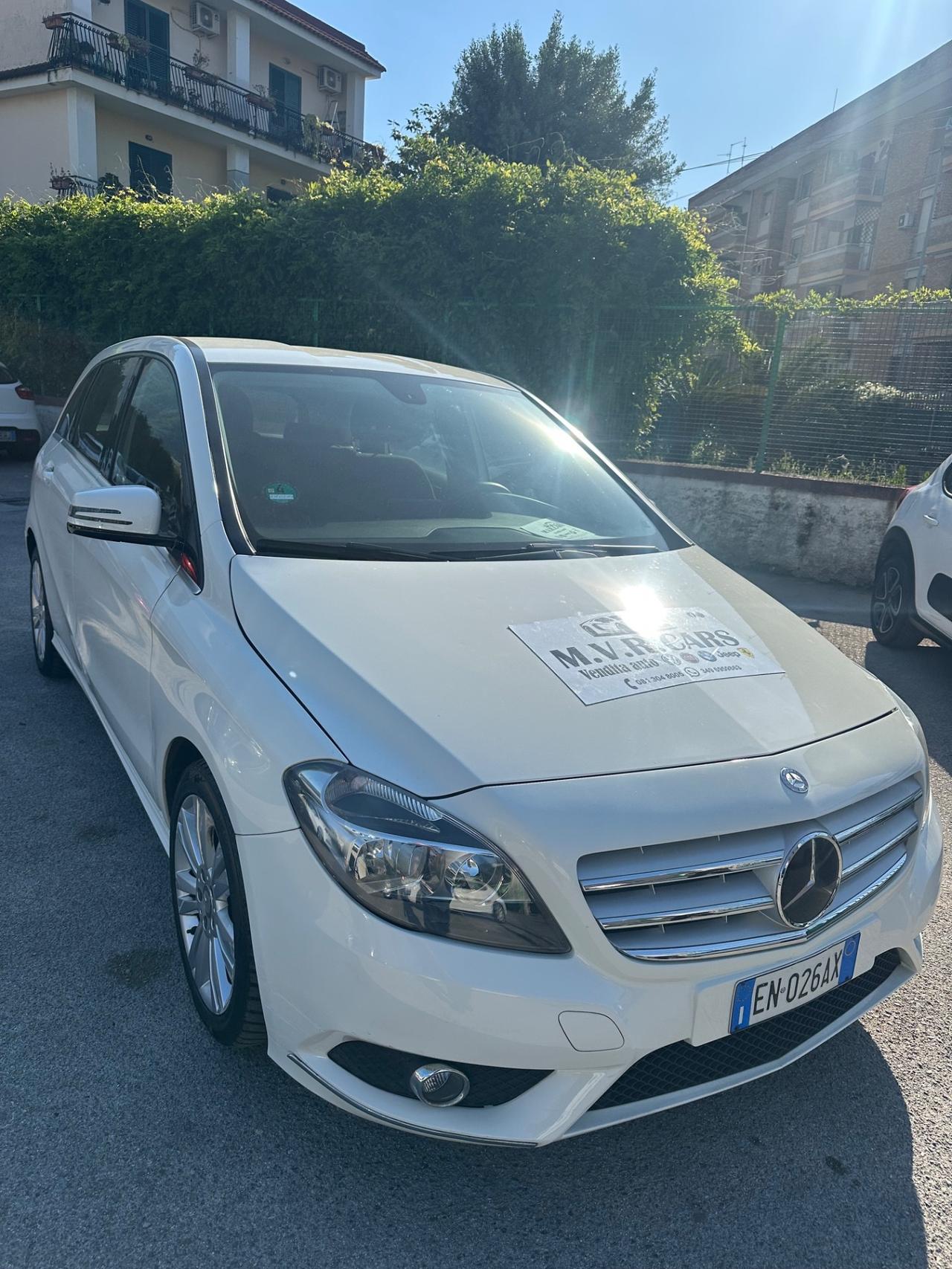 Mercedes-benz B 180 BlueEFFICIENCY Premium
