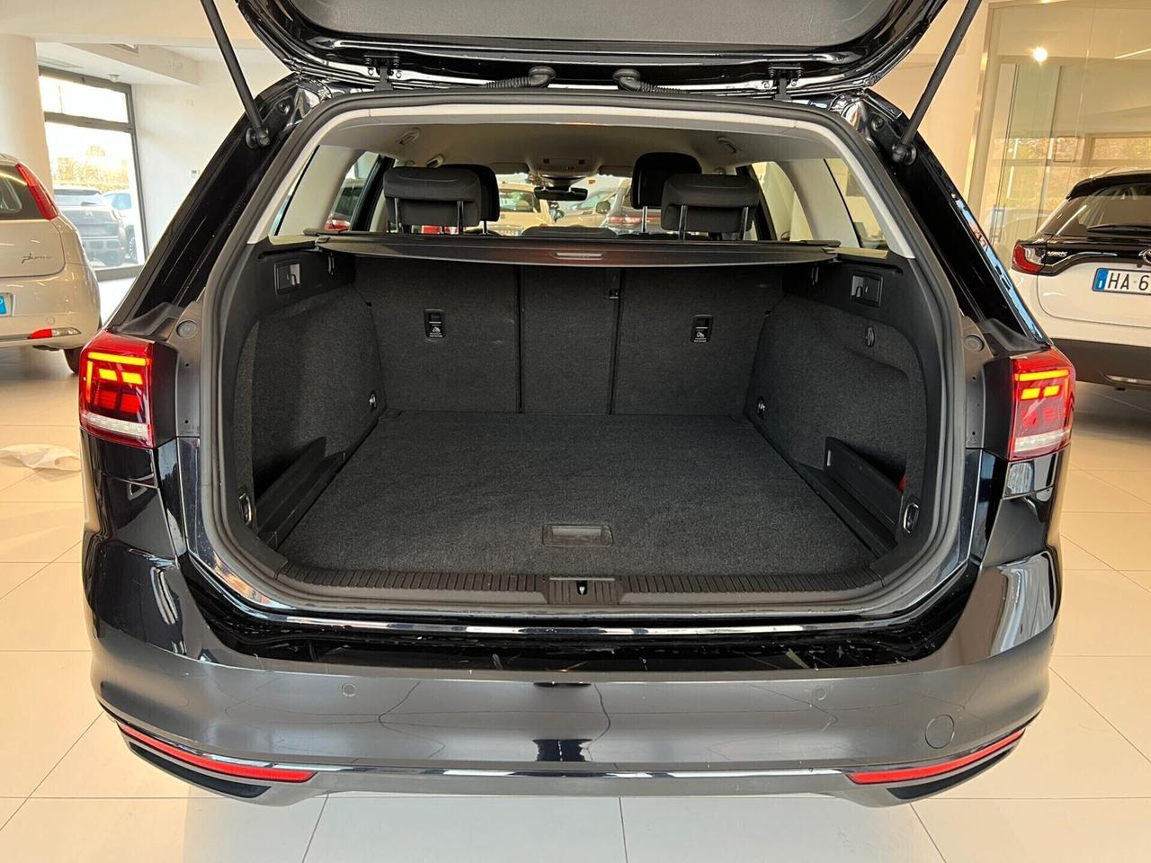 Volkswagen Passat Variant 2.0 TDI SCR 122 CV EVO DSG Business