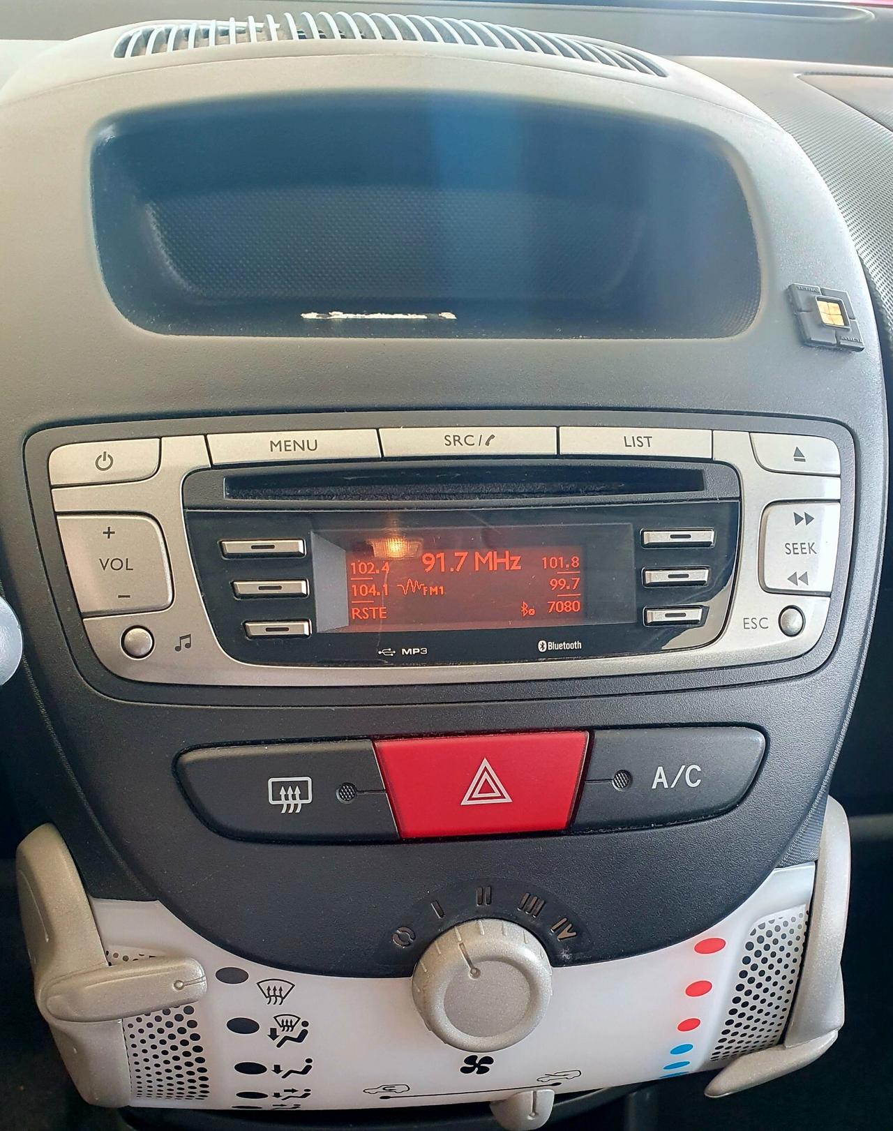Peugeot 107 1.0 BENZ - 5 PORTE - 2012 - KM. 118.000