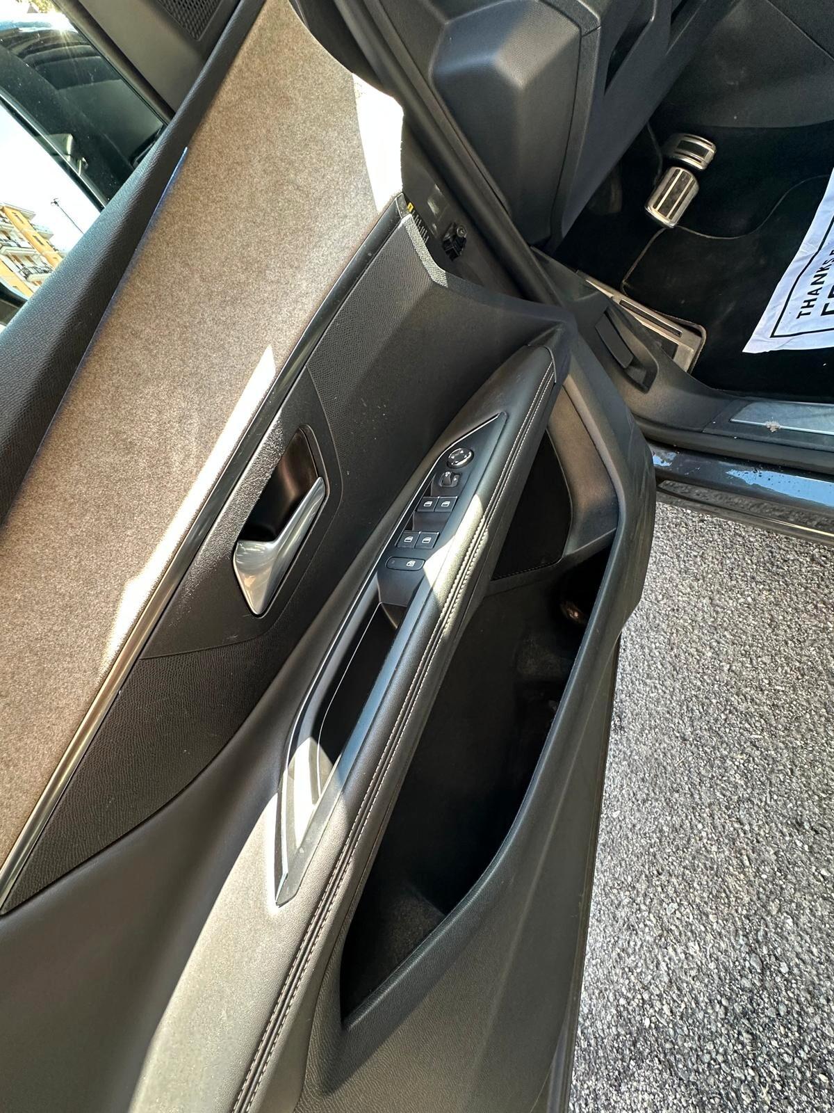 Peugeot 3008 BlueHDi 130 S&S EAT8 GT