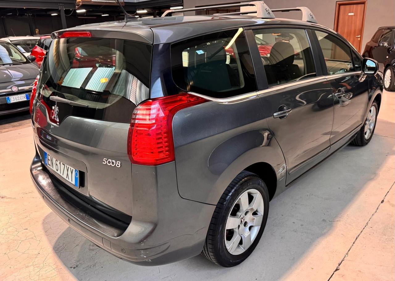 Peugeot 5008 7 Posti