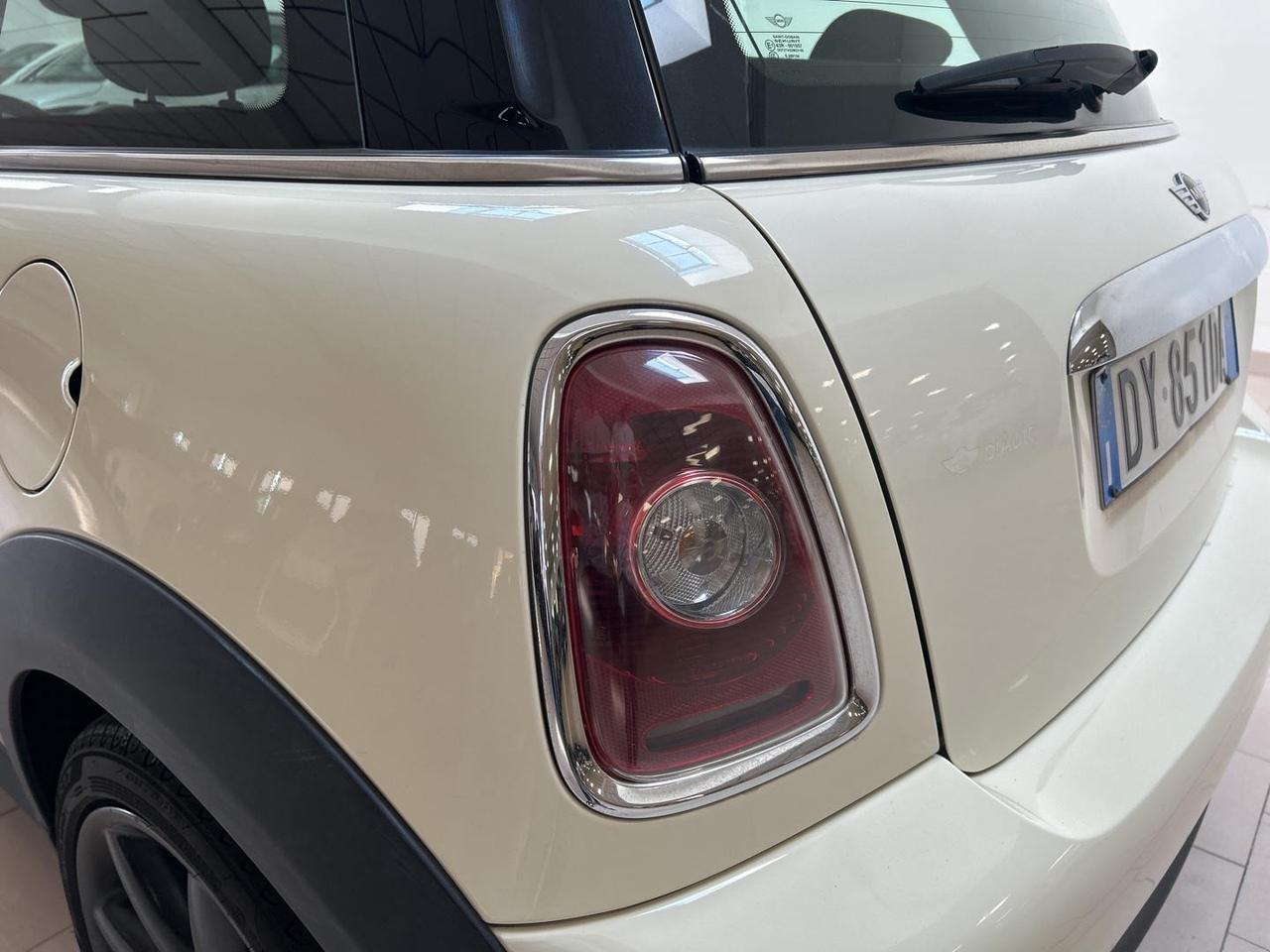 Mini Mini 1.6 Cooper 120cv