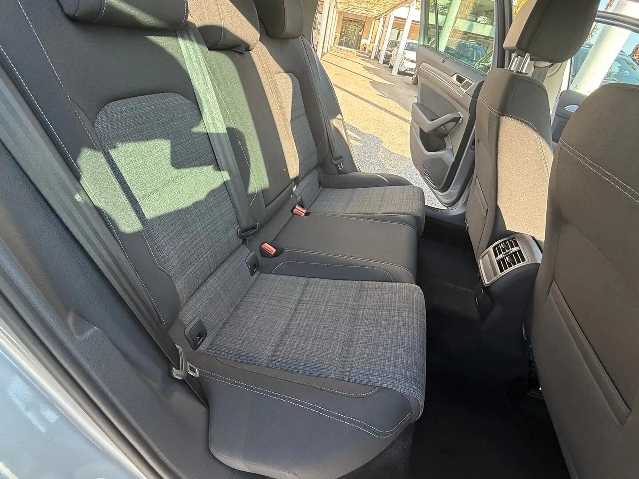 Volkswagen Passat Variant 2.0 TDI SCR EVO DSG Business