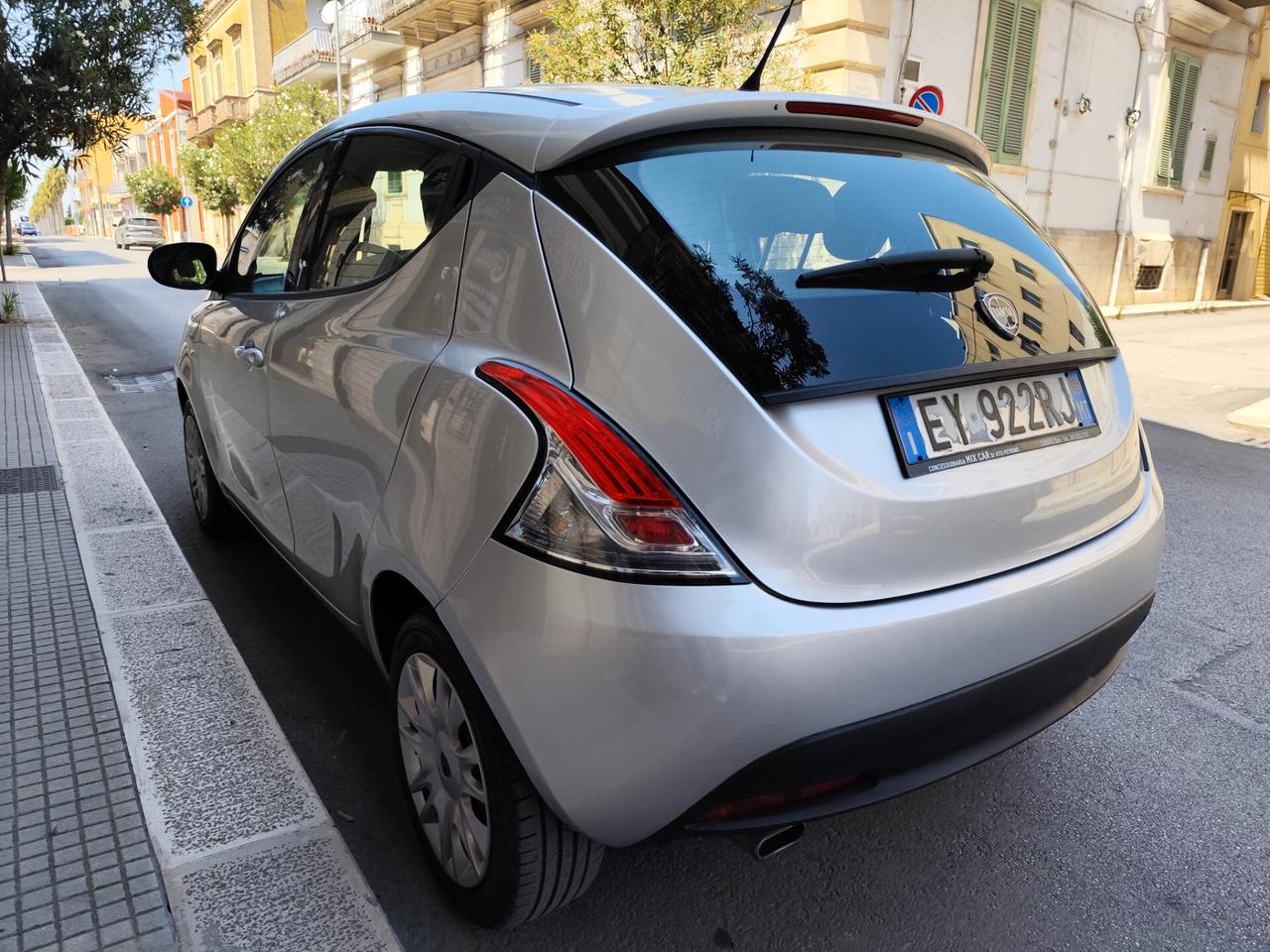 Lancia Ypsilon 1.2 69CV GPL Ecochic PERFETTA