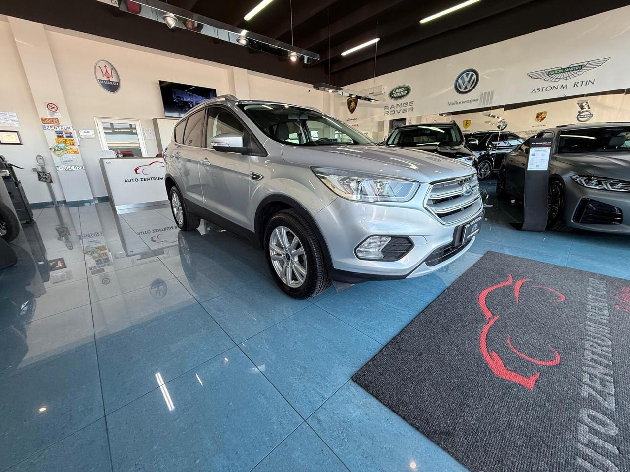Ford Kuga 1.5 TDCI 120 CV S&S 2WD Business