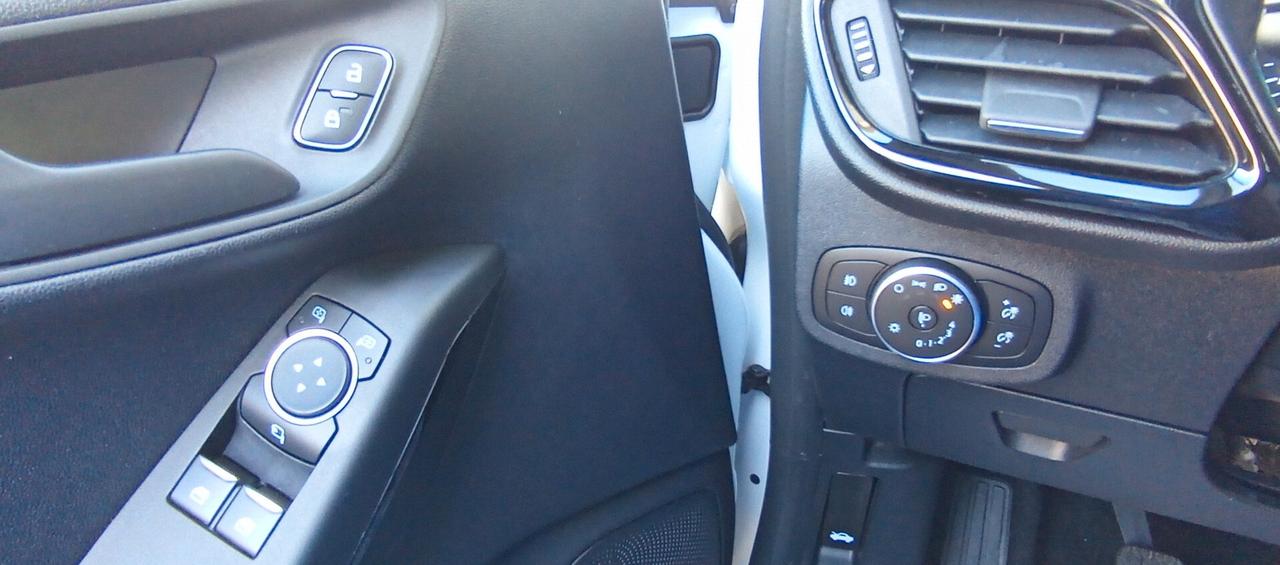 Ford Fiesta 1.1i 75 CV Business-Garanzia