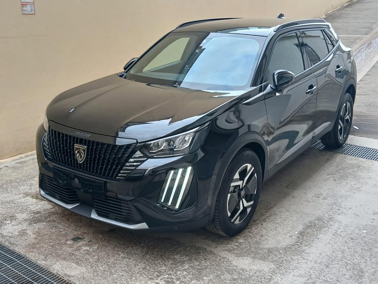 Peugeot 2008 PureTech 100 Allure S&S