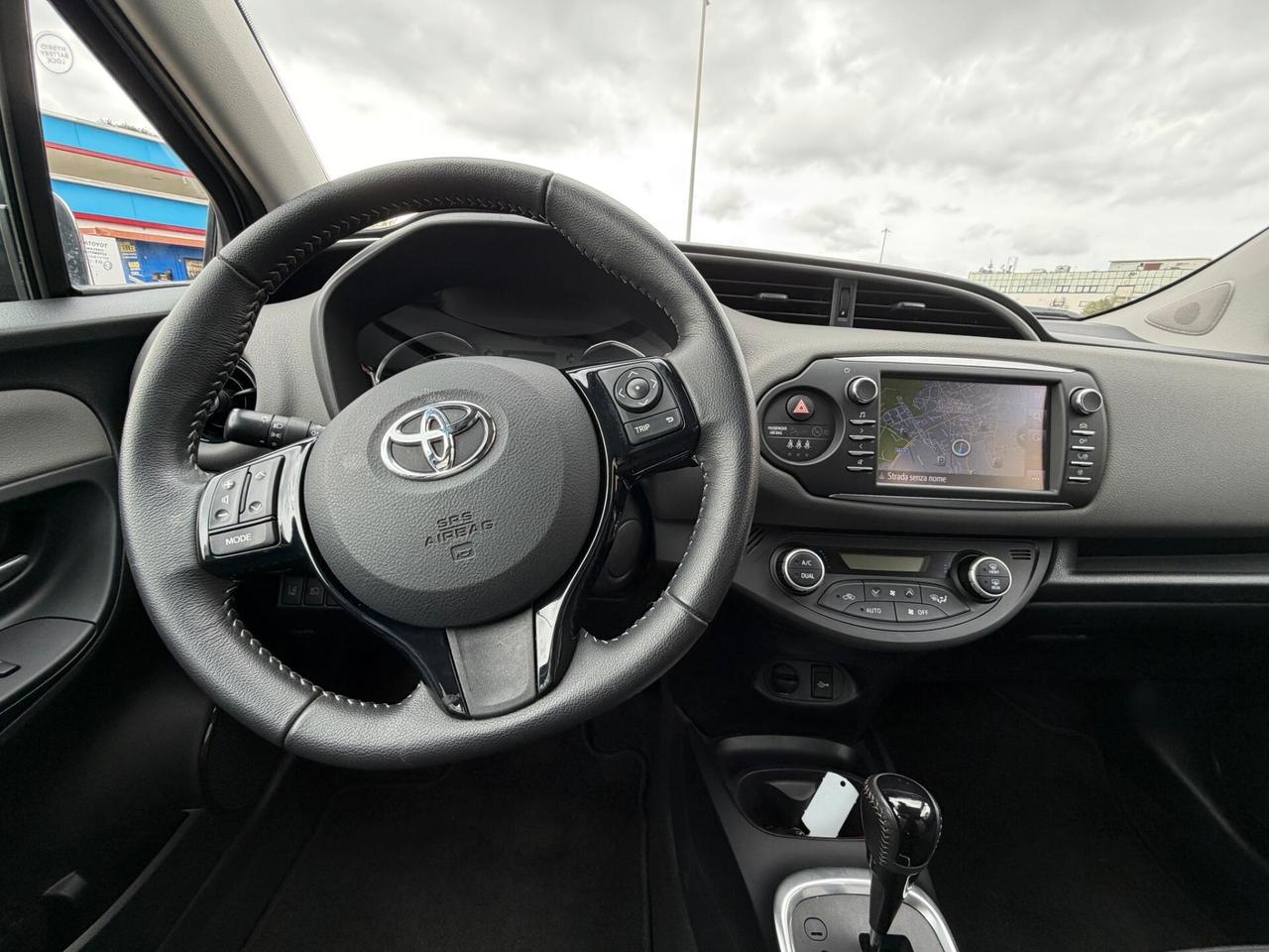 Toyota Yaris 1.5 Hybrid 5 porte Active
