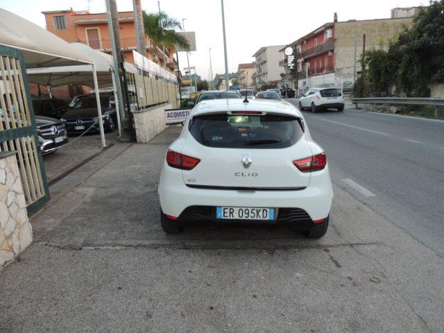 RENAULT Clio 1.2 75CV 5 porte Live