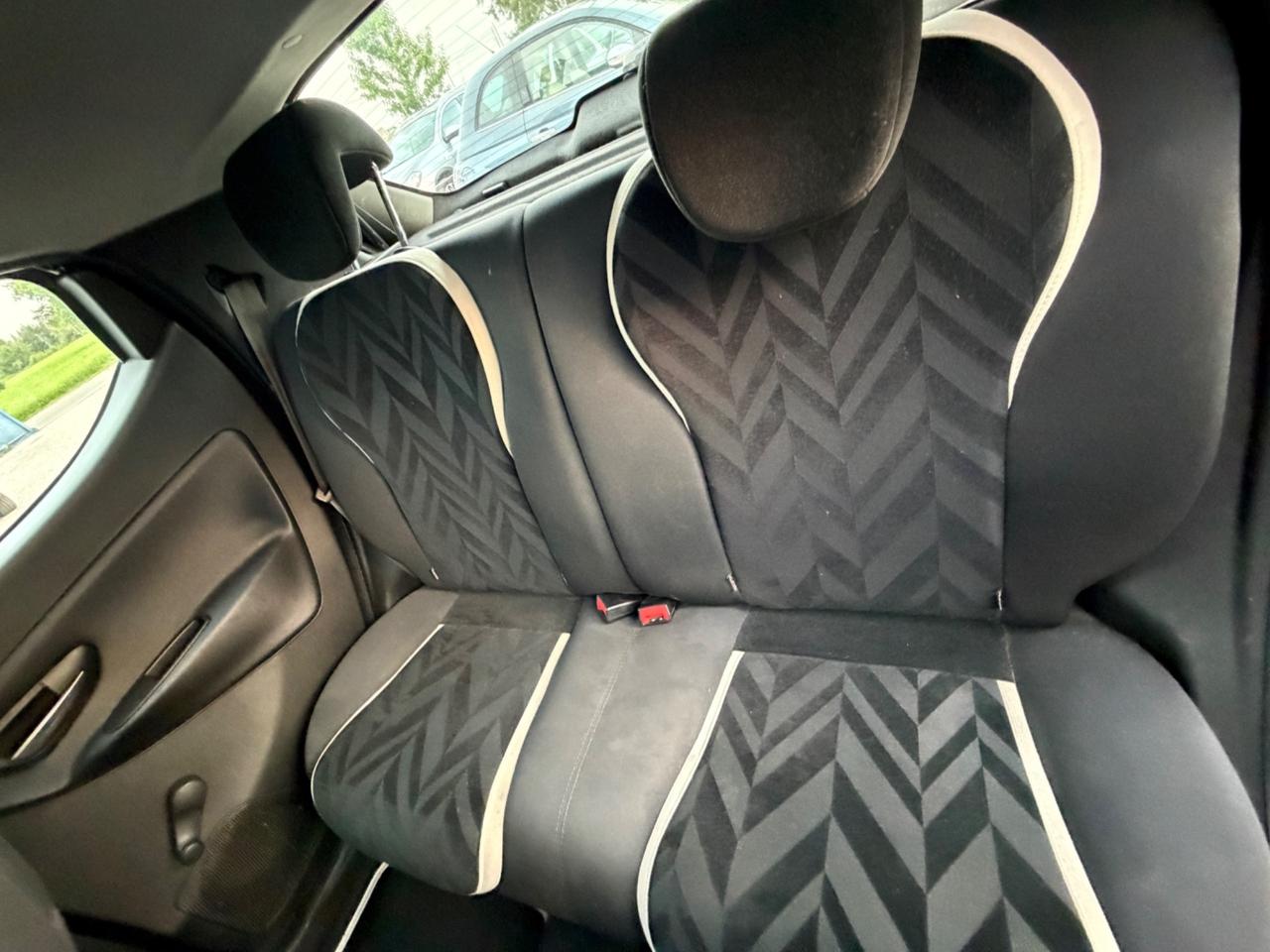 Lancia Ypsilon 1.2 69 CV 5 porte Mya