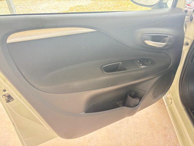 FIAT Punto 1.4 8V 5 porte Easypower Lounge