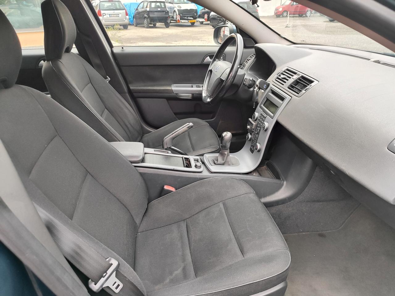 Volvo V50 D2 POLAR