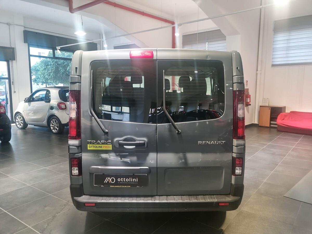 Renault Trafic 2.0 dCi 9p GARANZIA 5 ANNI TASSO 0