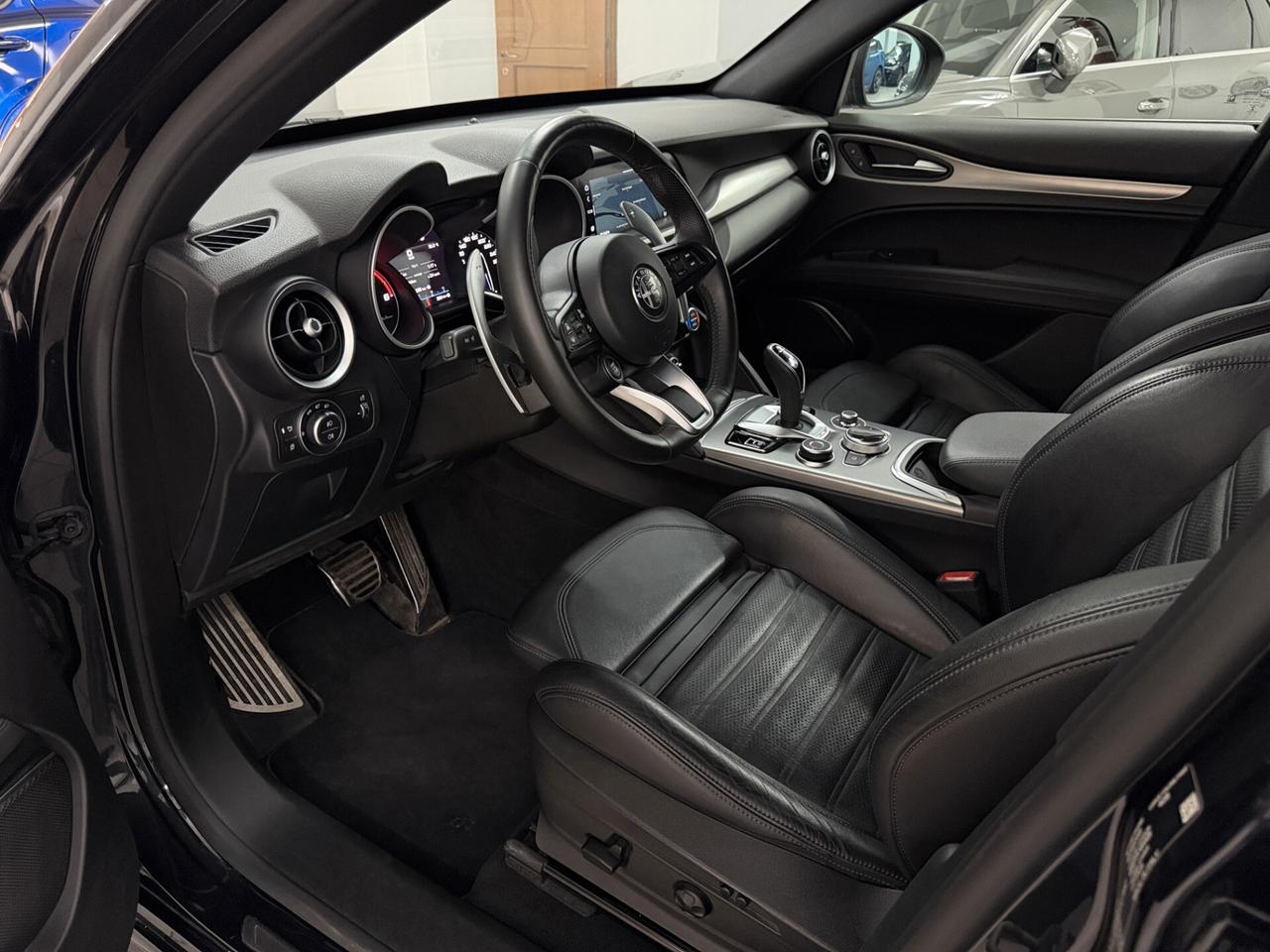 Alfa Romeo Stelvio 2.2 TD 210 CV VELOCE AT8 Q4 KIT DISTRIBUZIONE ESEGUITO UNICO PROPRIETARIO