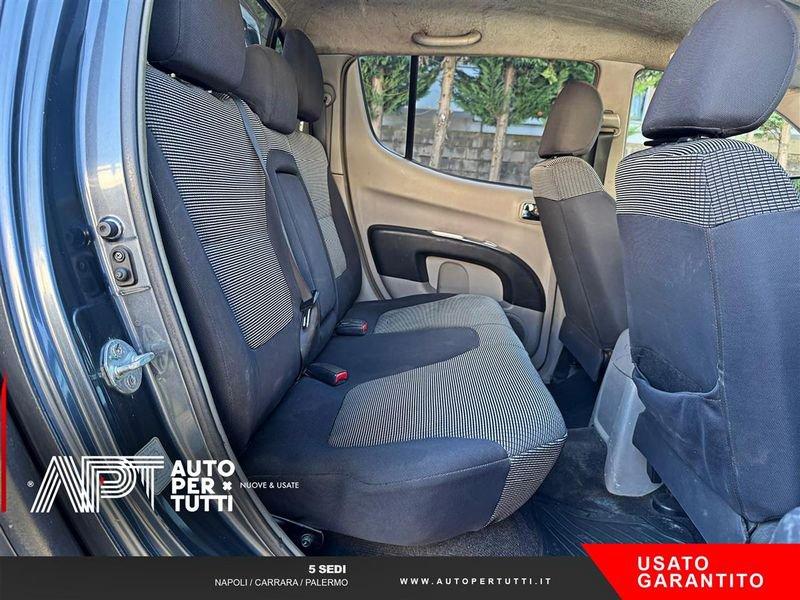 Mitsubishi L200 L200 d.cab 2.5 di-d Invite