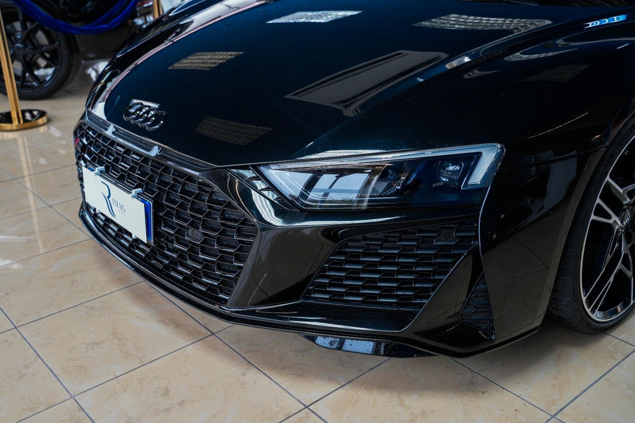 Audi R8 Coupé V10 quattro S tronic performance