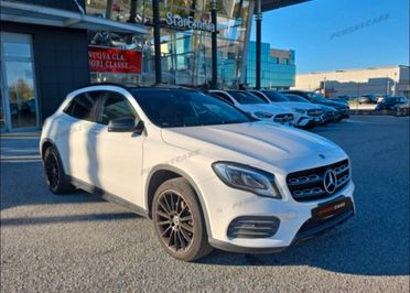 Mercedes-benz GLA 200 d 136CV AUT. PREMIUM AMG NIGHT PACKET TETTO LED NAVY 19