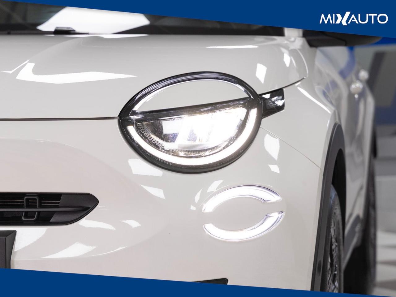 Fiat 600 1.2 Hybrid La Prima 110CV Auto