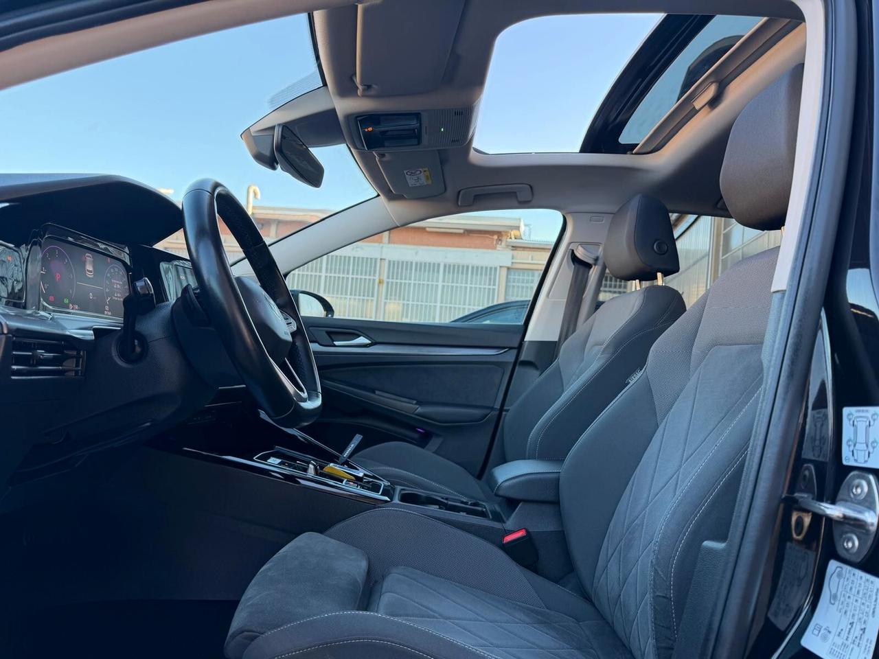 Volkswagen Golf 2.0 TDI DSG SCR Style TETTO APRIBILE E SEDILI ELETTRICI