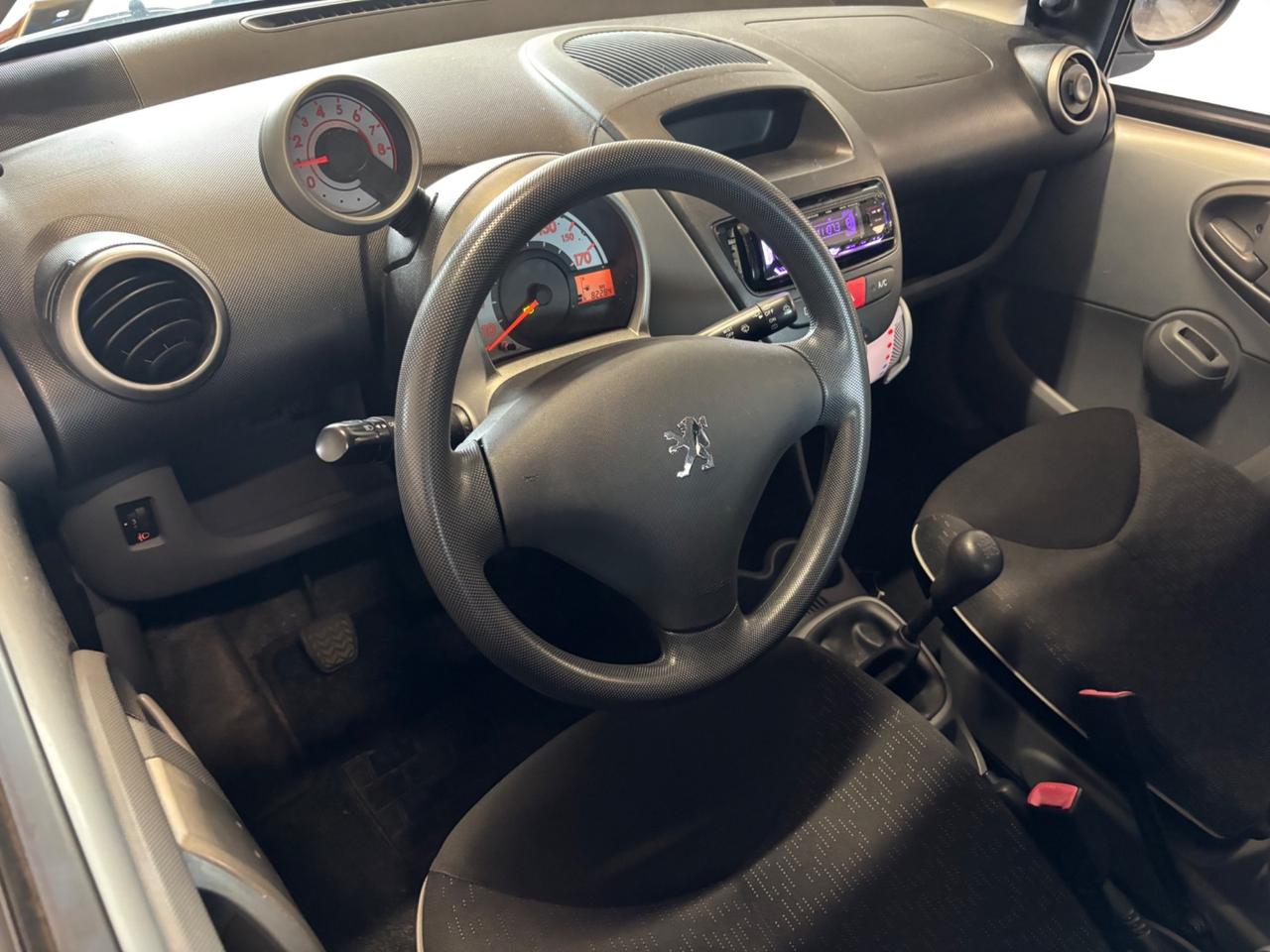 Peugeot 107 1.0 BENZINA 5 porte | OK NEOPATENTATI |