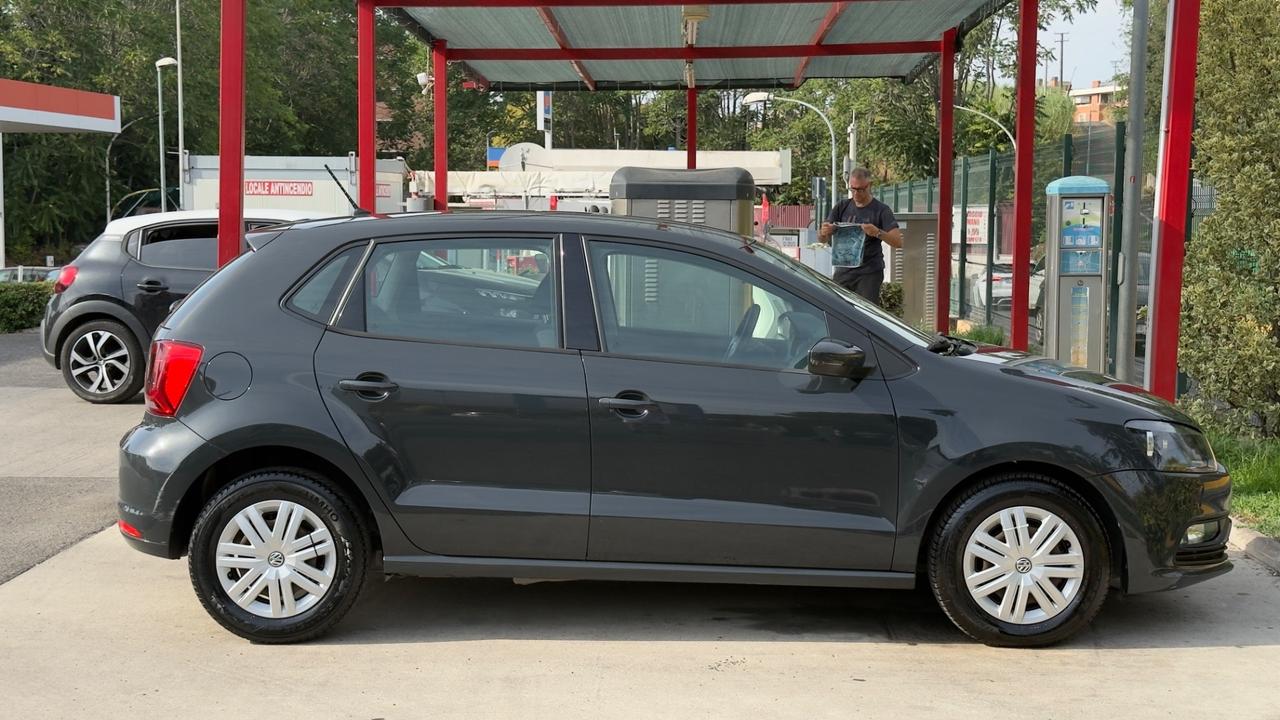 Volkswagen Polo 1.0 MPI 5p. Trendline 2015