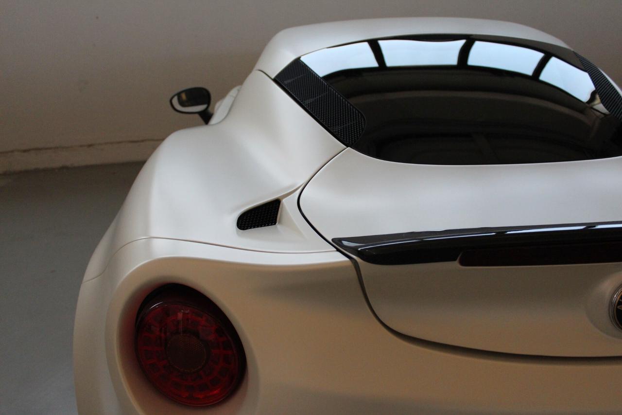 Alfa Romeo 4C LAUNCH EDITION