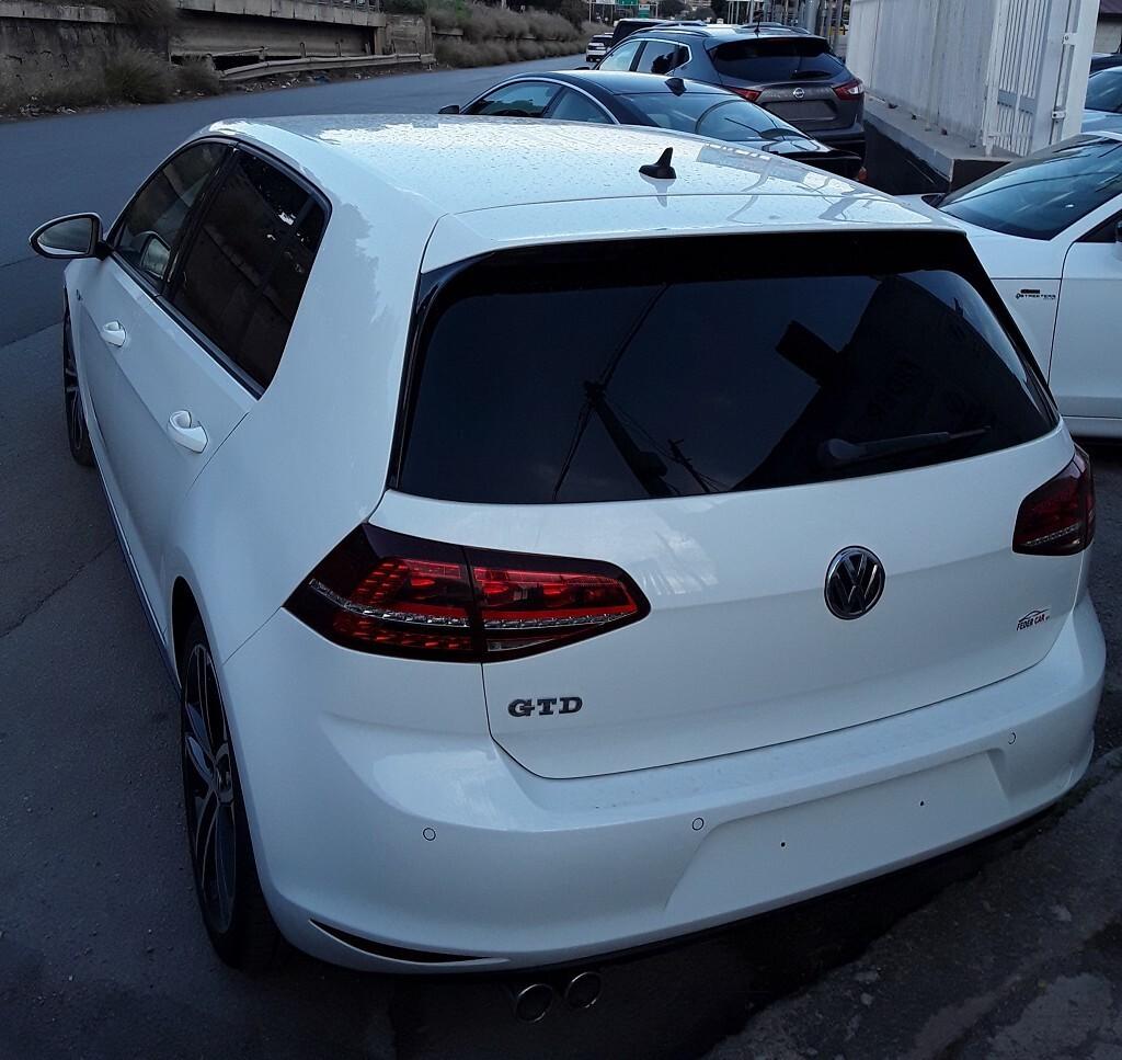 WOLKSWAGEN GOLF VII GTD