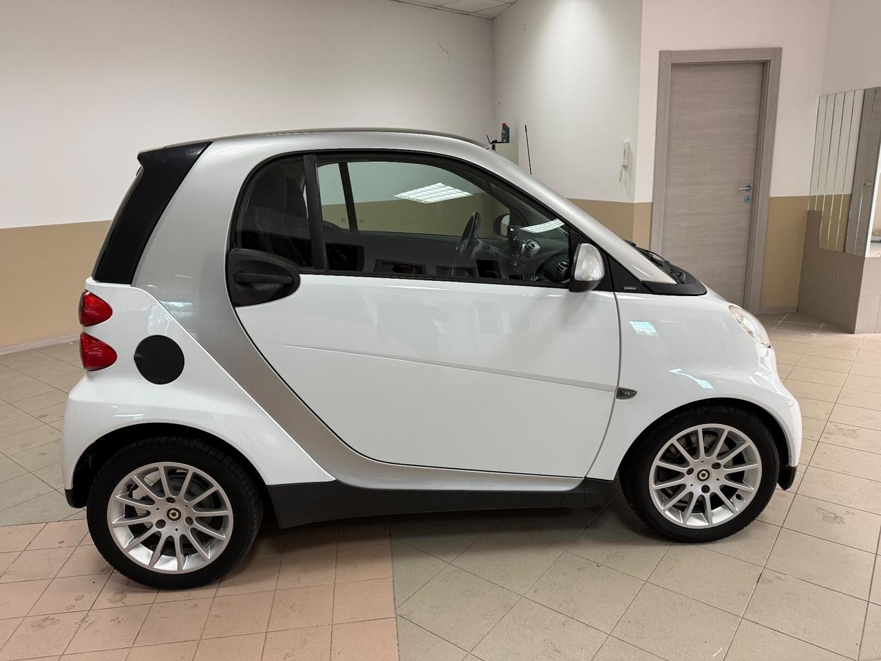 Smart ForTwo 1000 52 kW coupé passion