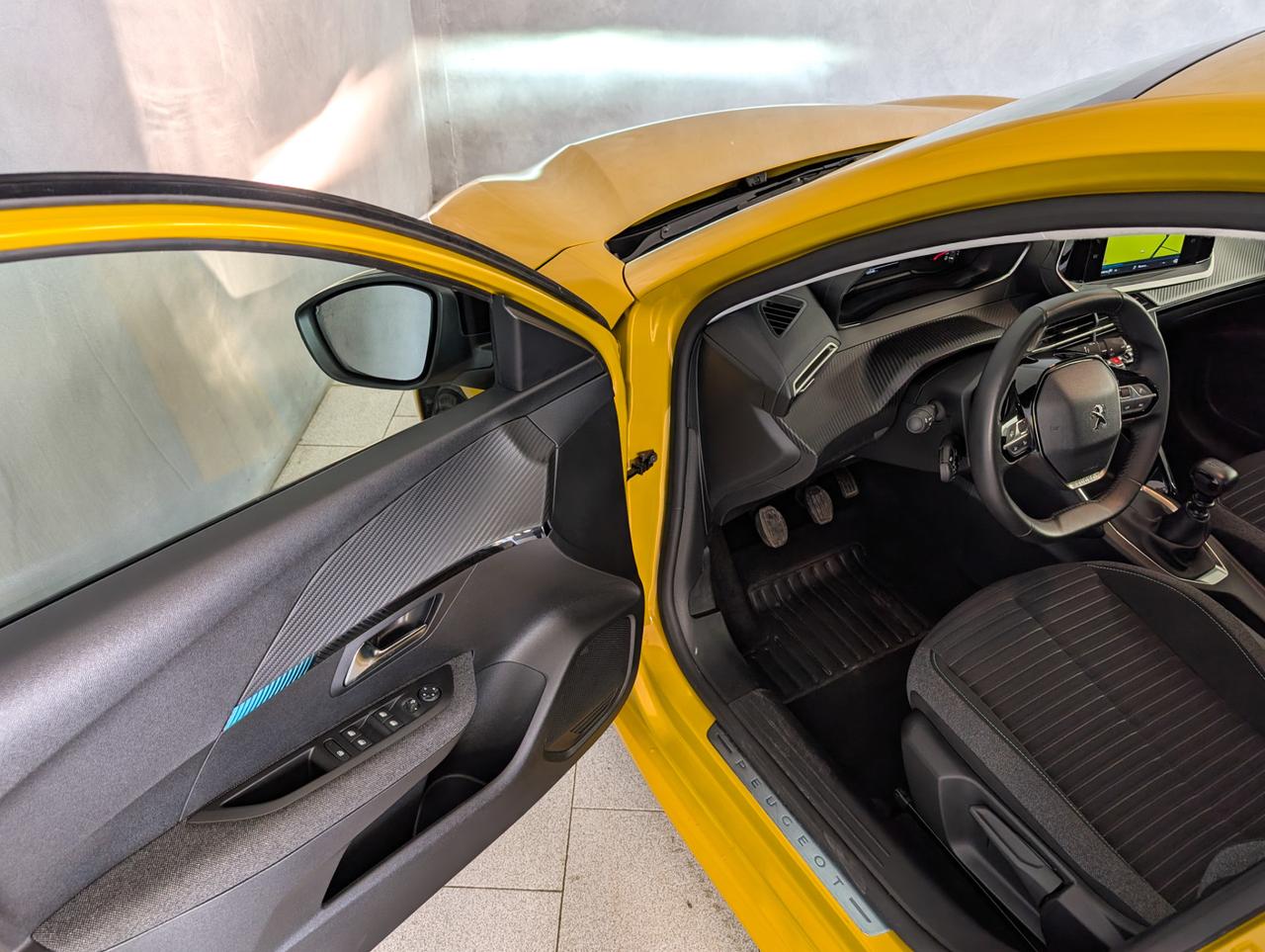 Peugeot 208 1.2 puretech 100cv Style