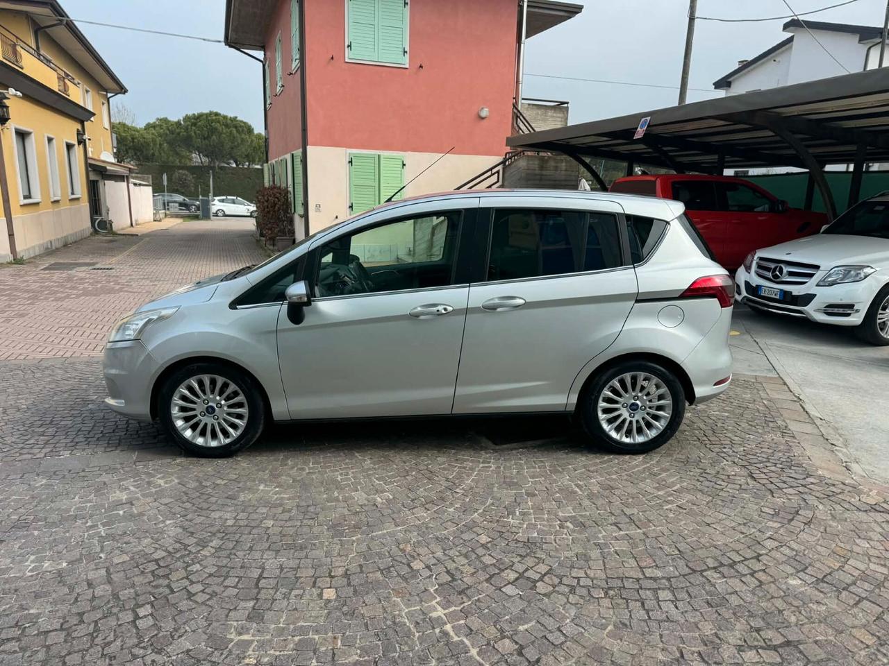 Ford B-Max 1.5 TDCi 75 CV Titanium