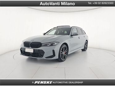 BMW Serie 3 330e xDrive Touring Msport Pro