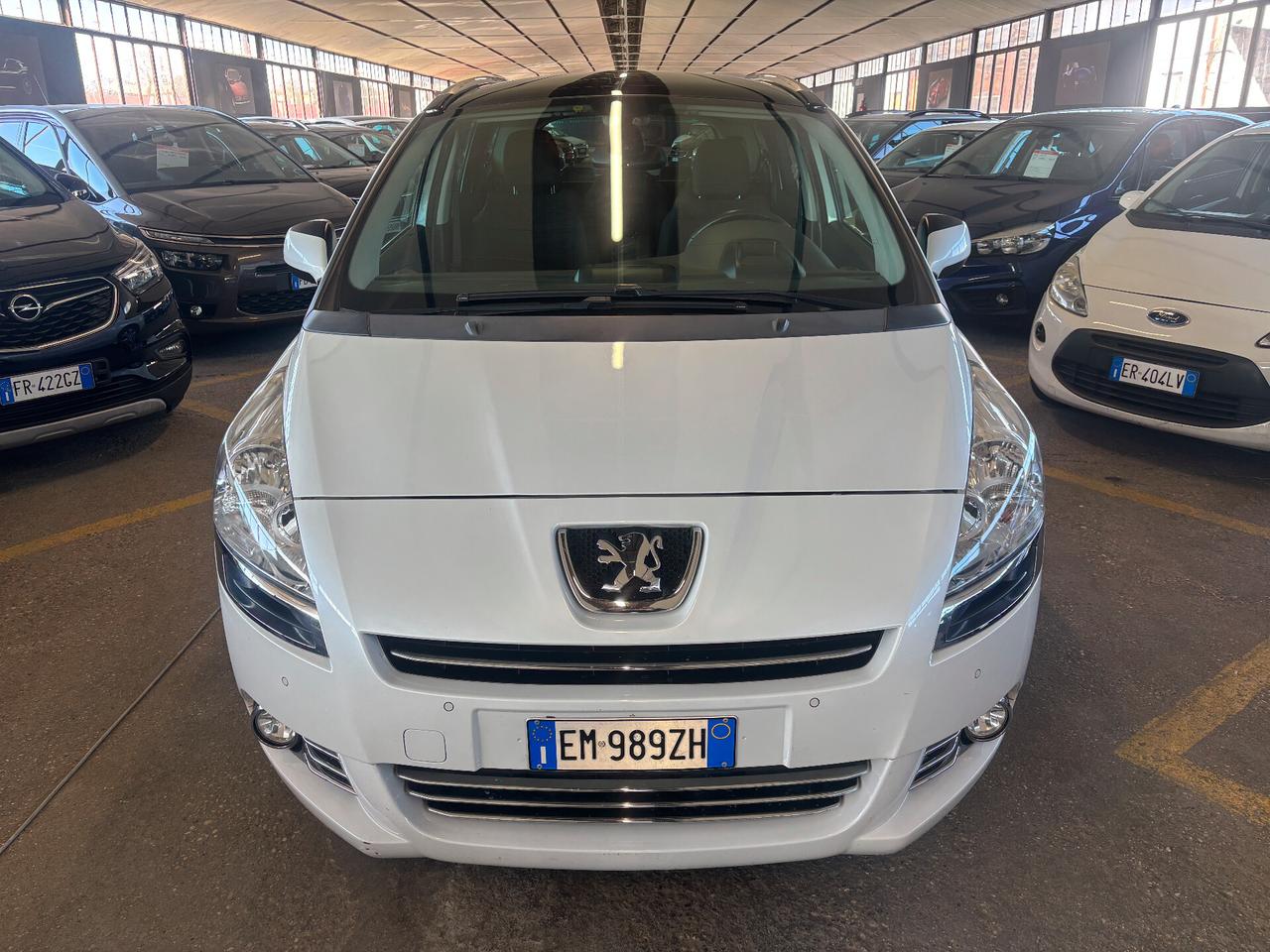 Peugeot 5008 2.0 HDi 110KW 150CV Allure 7 POSTI