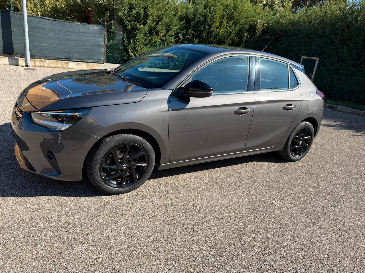 Opel Corsa 1.5 - NEOPATENTATI - 12 MESI DI GARANZIA -