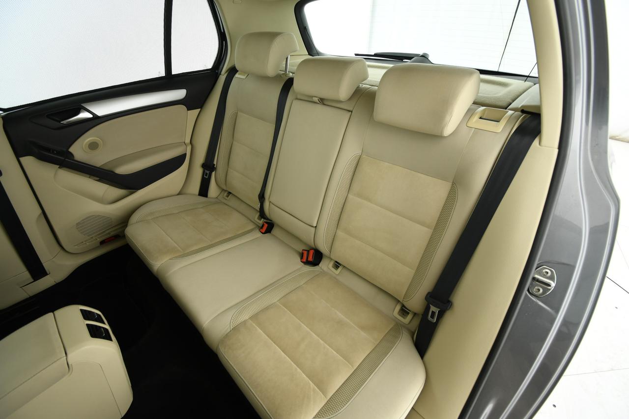 VOLKSWAGEN Golf 5p 2.0 tdi Highline 140cv dsg X COMMERCIANTI+BLUETOOTH