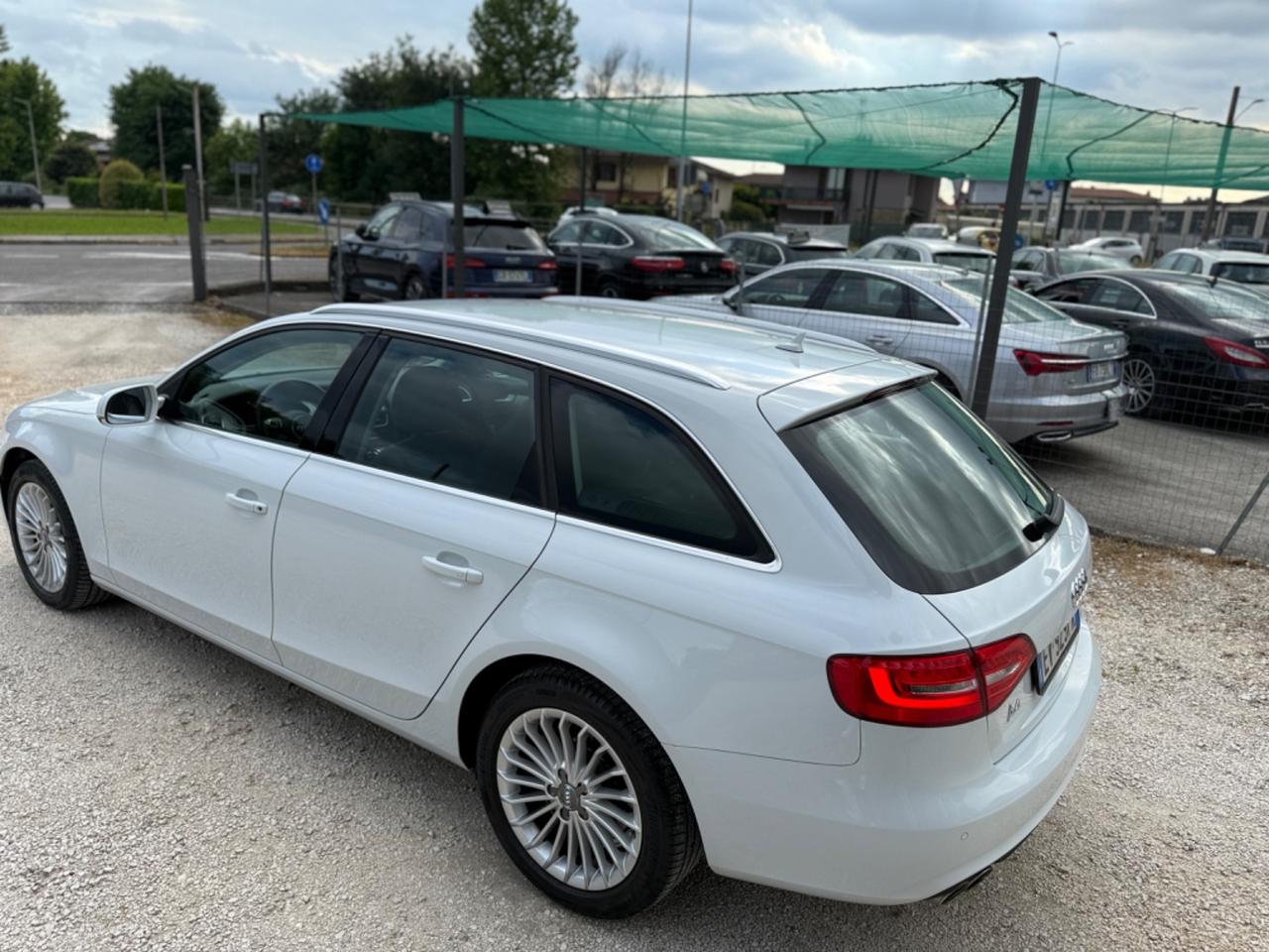Audi A4 Avant 2.0 TDI 150 CV multitronic Ambiente Uniprop Euro5